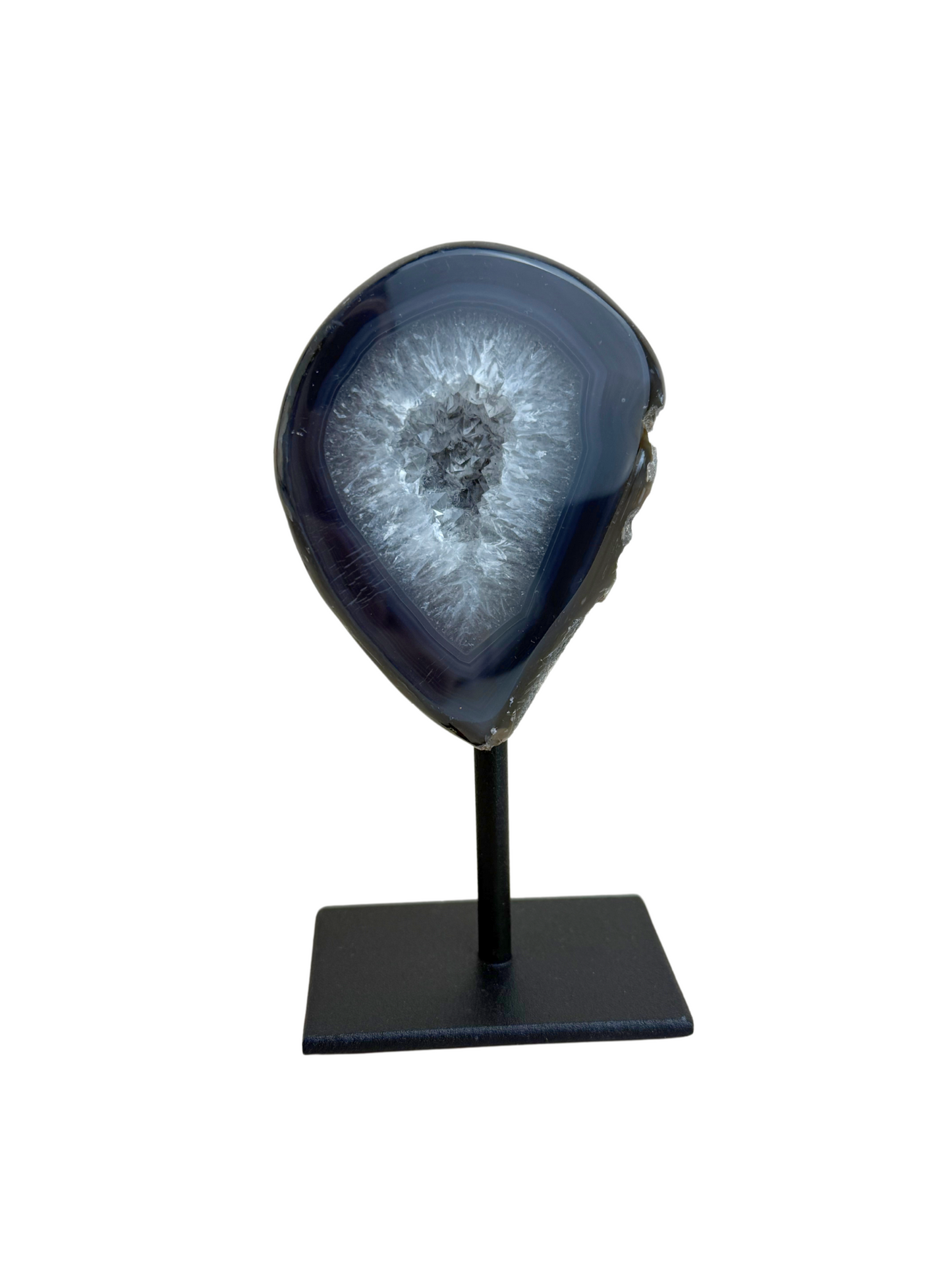 Agaat met druzy op standaard