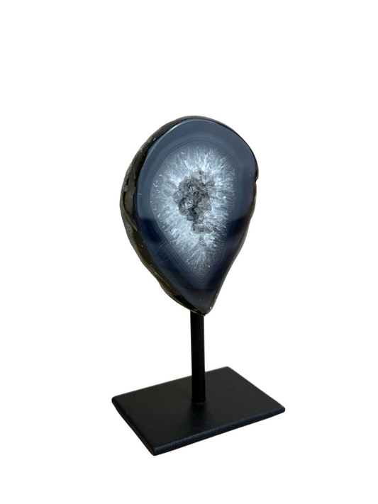 Agaat met druzy op standaard