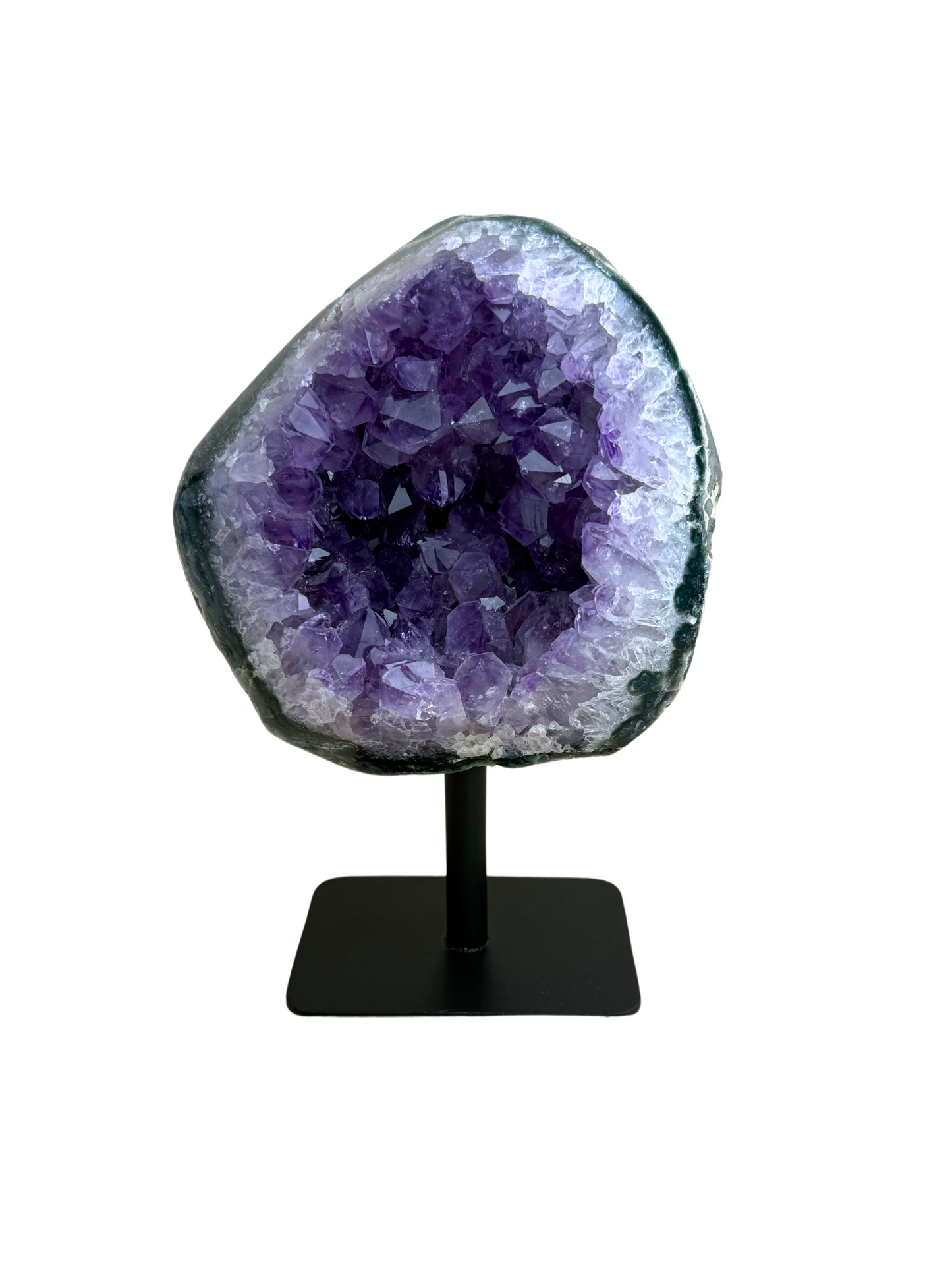 Amethist geode op standaard