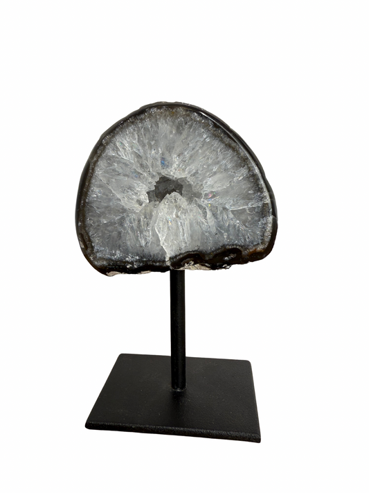 Agaat met druzy op standaard 5