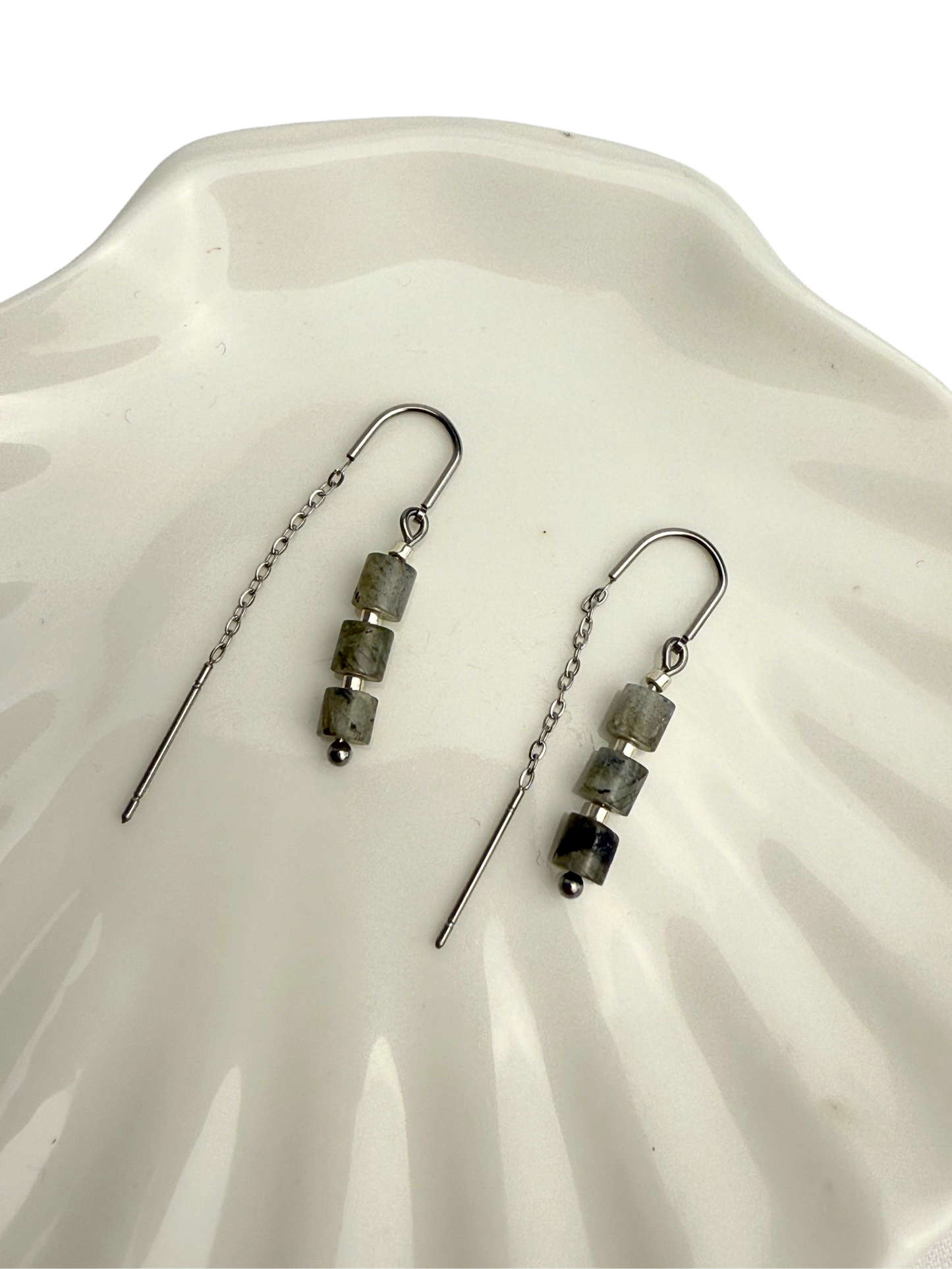 Lily earrings Labradorite