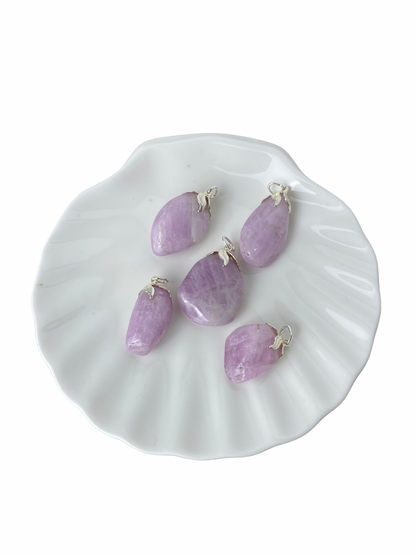 Kunziet trommelsteen hanger