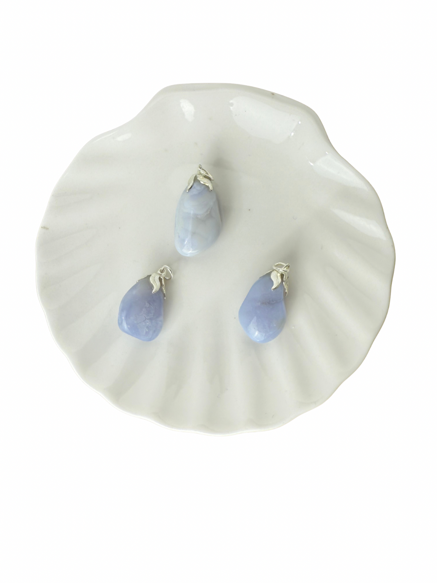 Olivia trommelsteen hanger Blauwe Chalcedoon (Blue Lace Agaat)