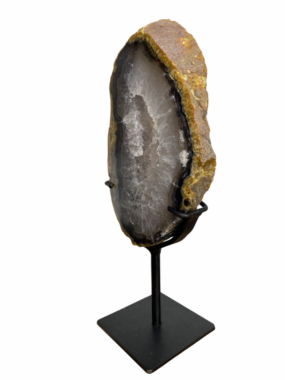 Agaat schijf op standaard met druzy kristallen 2