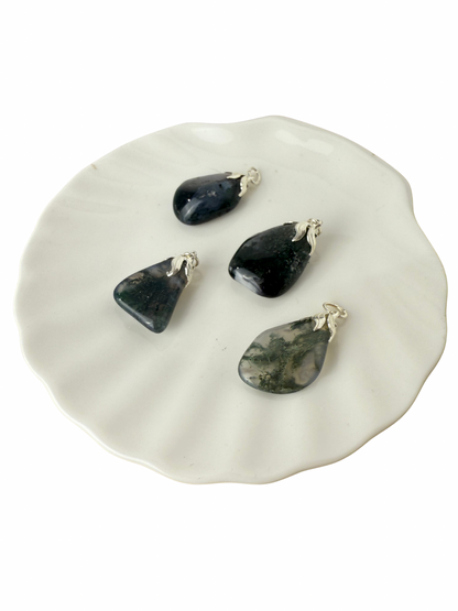 Olivia tumbled stone pendant Moss agate