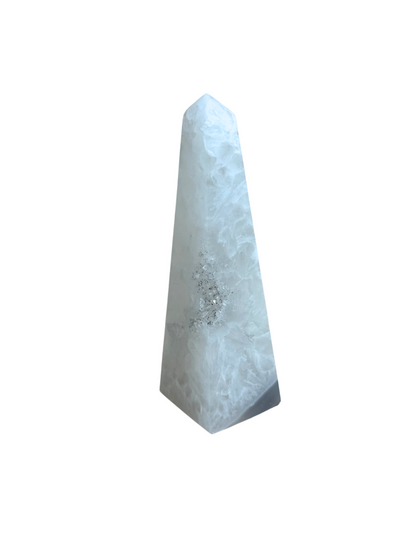 Agaat toren met druzy grijs / wit
