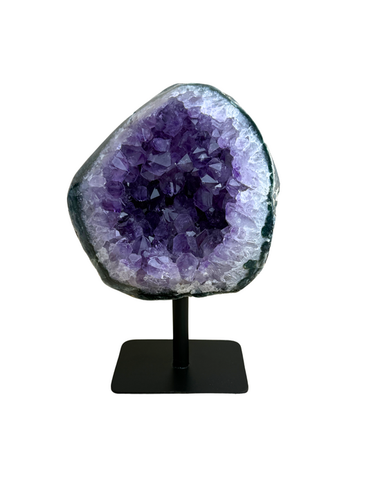Amethist geode op standaard