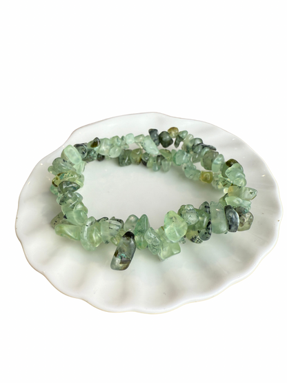 Prehnite bracelet chips