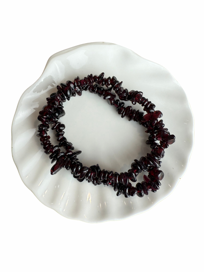 Garnet bracelet split