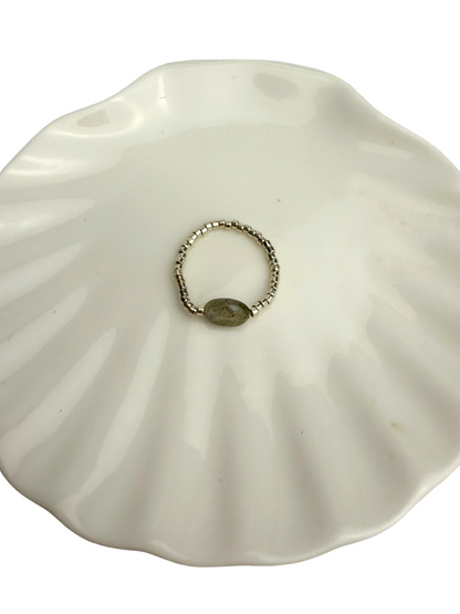 Lola ring Labradorite